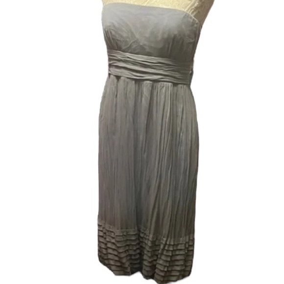 J. Crew Dresses & Skirts - J. Crew 100% Silk Dress Women’s Size 10 Midi Sleeveless Crepe Dress Strapless